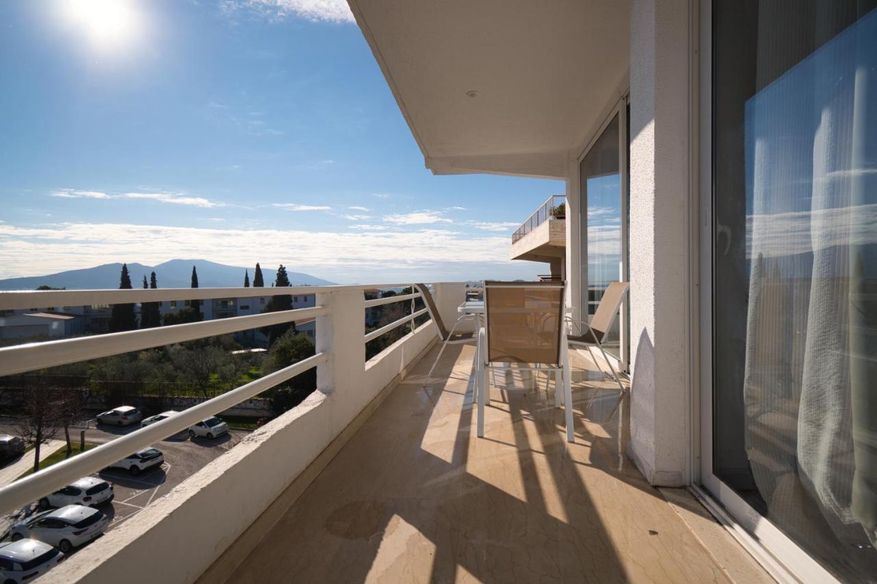 Elegant Flat Marousi District Apartment Athens Exterior photo